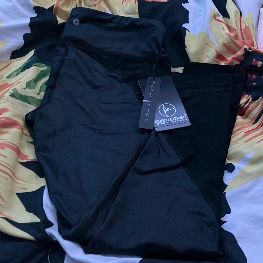 90 Degree Leggings Never Worn